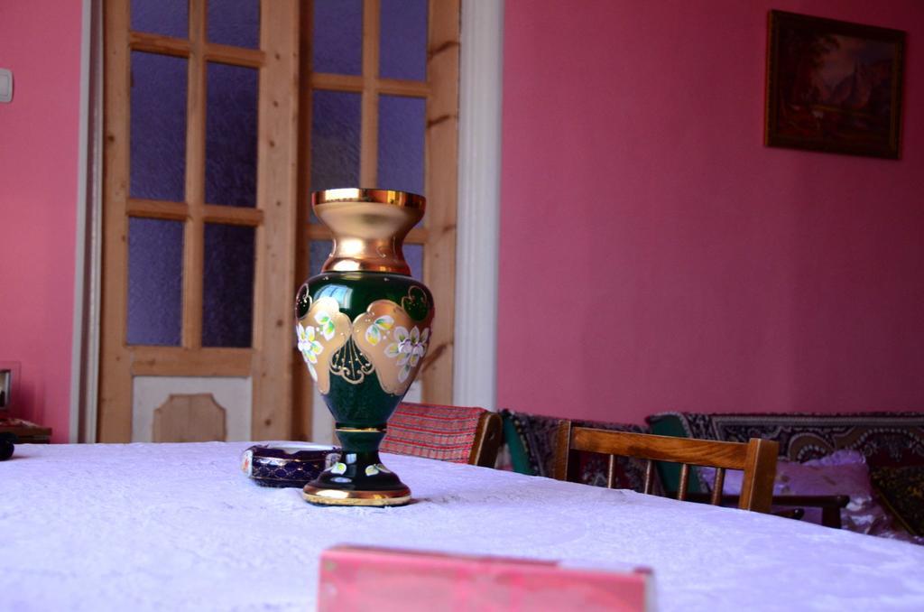 Barseghyan'S Guest House Vardenis Exterior photo